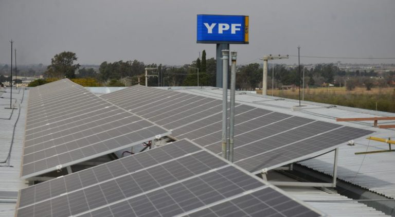 CÓRDOBA SUMA LA PRIMERA ESTACIÓN DE SERVICIO CON AUTOGENERACIÓN DE ENERGÍA